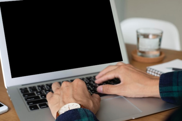 Website displayed across multiple devices showing responsive design